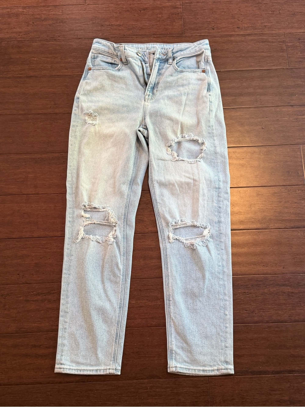American Eagle Outfitters Light Blue Distressed Mom Jeans
